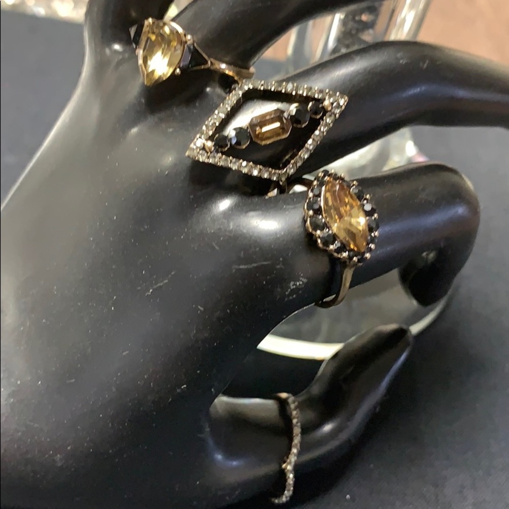Gorgeous ring set